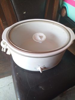 Rival 3 Setting Crockpot/Slow Cooker With Lid 