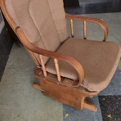 Rocking/ glider chair