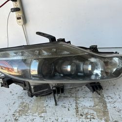 Nissan Murano Right Headlight Xenon Oem