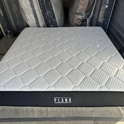 Brooklyn Bedding Plank Firm Queen-Size Mattress, Like New, Excellent Condition