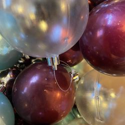 40 Shatterproof Ornaments