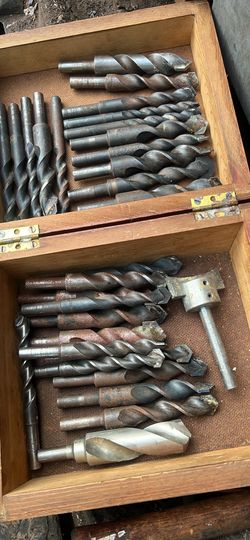 Tools toolbox pipe base handles