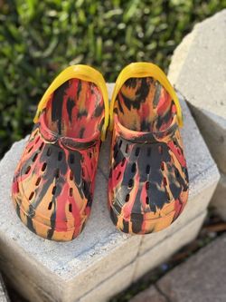 Sketchers Lights Up Crocs 