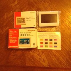 Thermostat   Wi-Fi 9000 Color Touchscreen