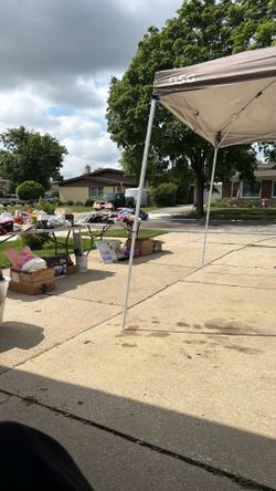 YARD SALE!