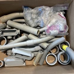 Electrical connectors, and junction boxes