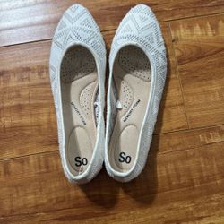 Size 6 White Ballet Flats