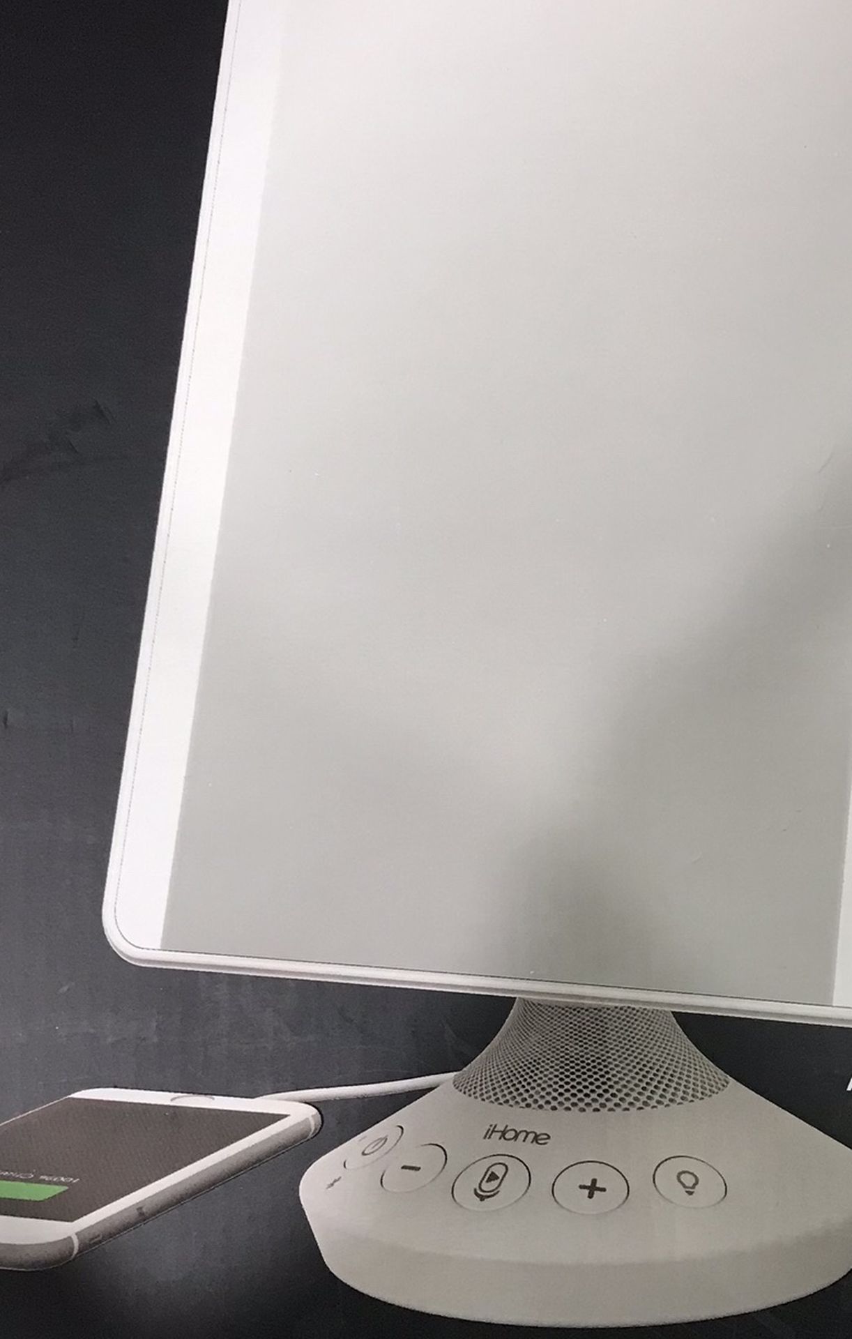 Vanity Speaker iHome