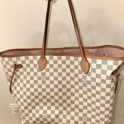 LOUIS VUITTON Canvas Riviera Cruise Galliera GM for Sale in Sunrise, FL -  OfferUp