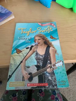 Taylor Swift book, The story of me