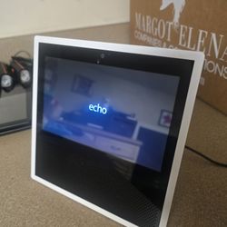 Amazon Echo Show Generation 1
