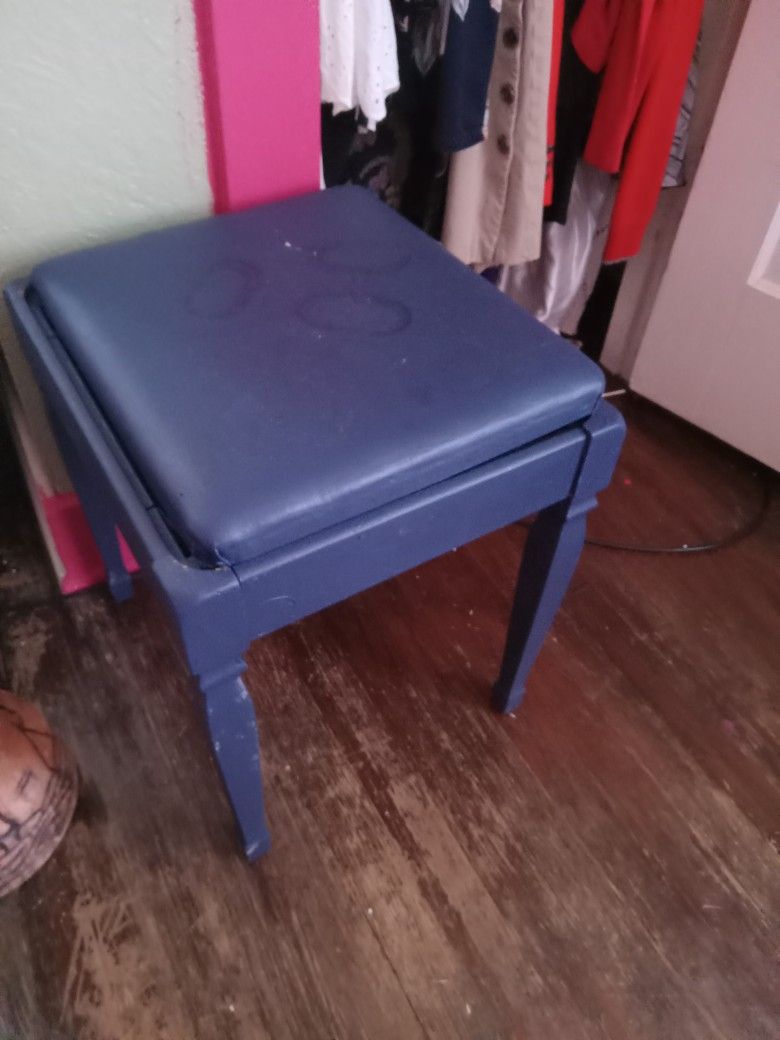 Stool