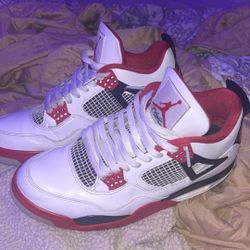 Fire Red OG Jordan 4’s