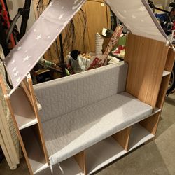 Little Dreamer Kids Reading Nook 