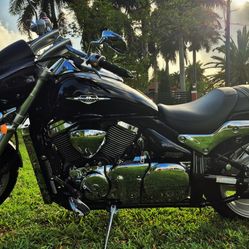 Suzuki blvd m90 2009 8700 miles.