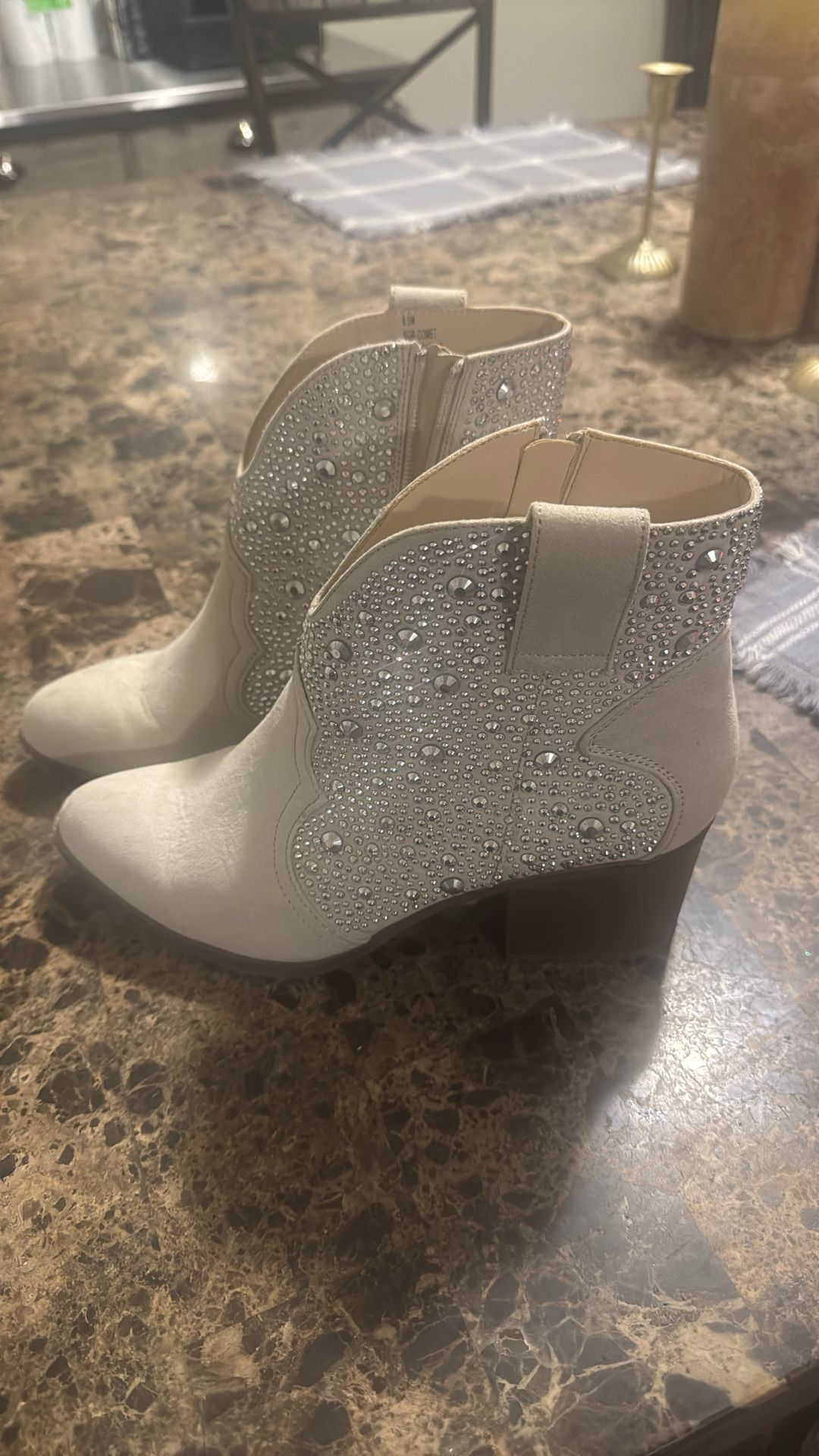 Women’s Cowboy Boots Sz 8.5