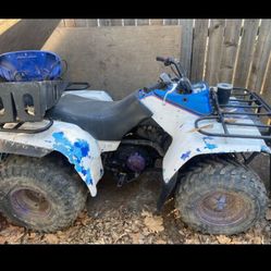 Moto 4 Yamaha 4 Wheeler 