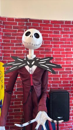 Jack Skellington Life-Size Figure animatronics 6 foot. Halloween