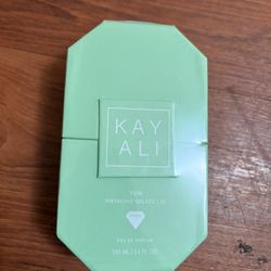 Kayali Perfume