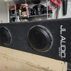 JL Audio 8w3v3-4 