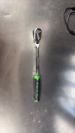 Snap on ratchet