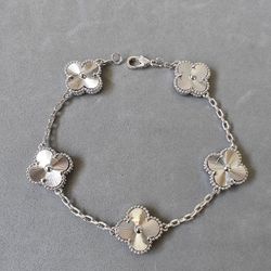 VCA Clover Laser Unisex Bracelet 