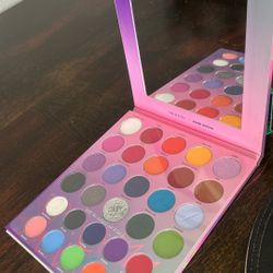 MORPHE AVANI GREGG FOR THE BEBS 