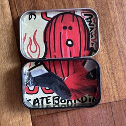 handmade thrasher tin