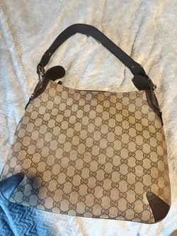 Authentic Gucci Putse