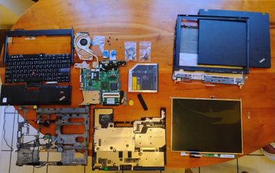 Thinkpad T60 motherboard + T61 chassis & screen