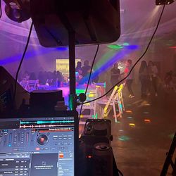 DJ MIKEY Y DJ WILY