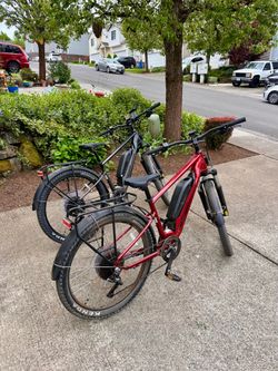 2024 Cannondale Adventure Neo Allroad S (Speed) E-Bike — Class 3, 750W, 28mph, <200 Miles | $1,700 (or $3,000 for both)