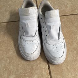 Nike Tennis Shoes