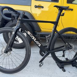 FULL CARBON NEW ROAD BIKE  SIZE M