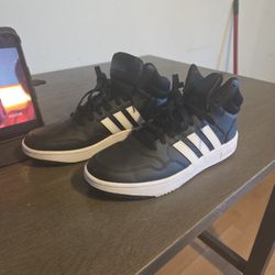 Adidas Hoops 3.0 Mid