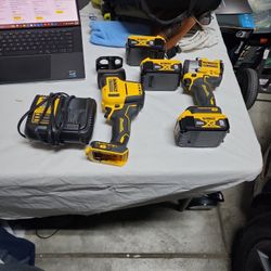 DeWalt Power Tool Set With Bag