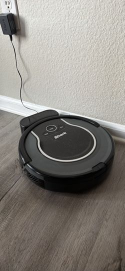 Shark IQ Robot R101AE Self-Emptying