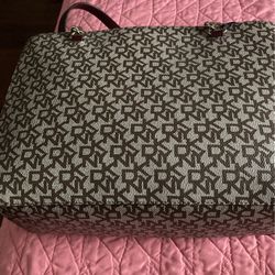 Womens Handbag DkNY