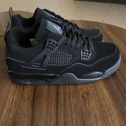Nike Retro 4 Black Cat Men’s Size 9.5 (New-Nuevos