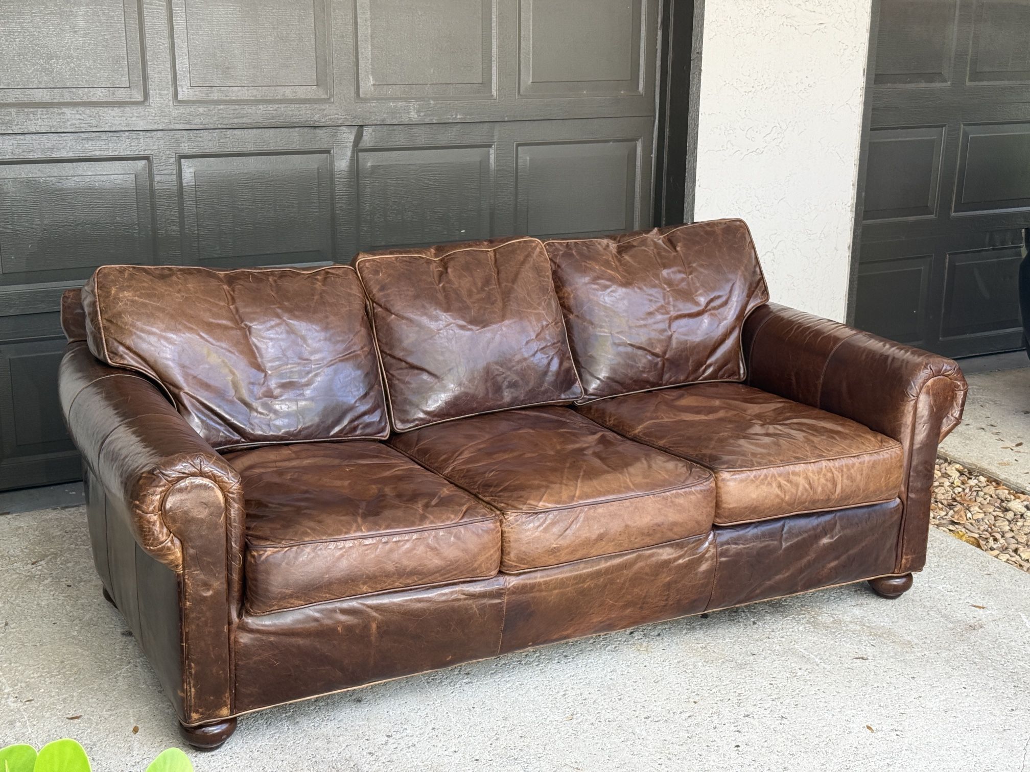 Restoration Hardware Lancaster Distressed Leather Sofa – (Free Delivery!)