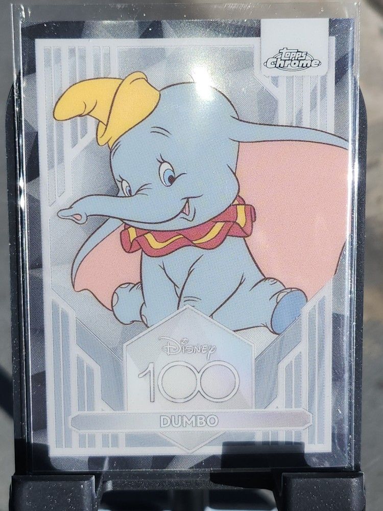 Topps Chrome Disney 100 Dumbo
