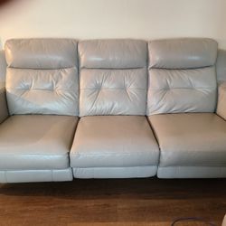 Bob's recliner his and hers love seats Beige
