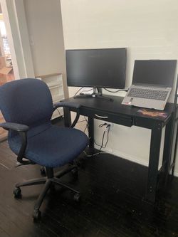 Desk and desk chair