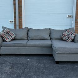 Modern Gray L Sectional*FREE DELIVERY 🚚 