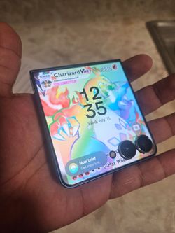 Samsung flip 7 5g at&t neew$500 sell fast