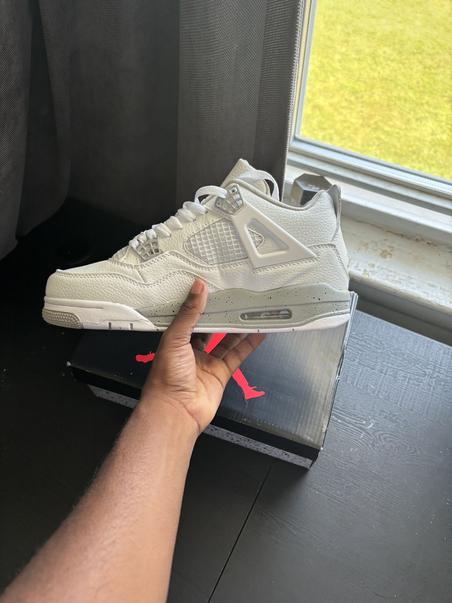 Jordan 4 White Oreos