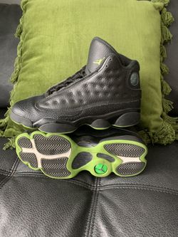 Kids Jordan 13 “Altitude “ size 5.5Y