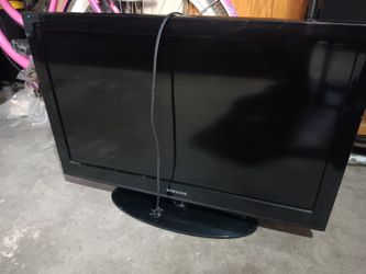 Samsung 32 inch LCD HDTV