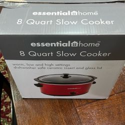 New 8 Quart Slow Cooker $30 