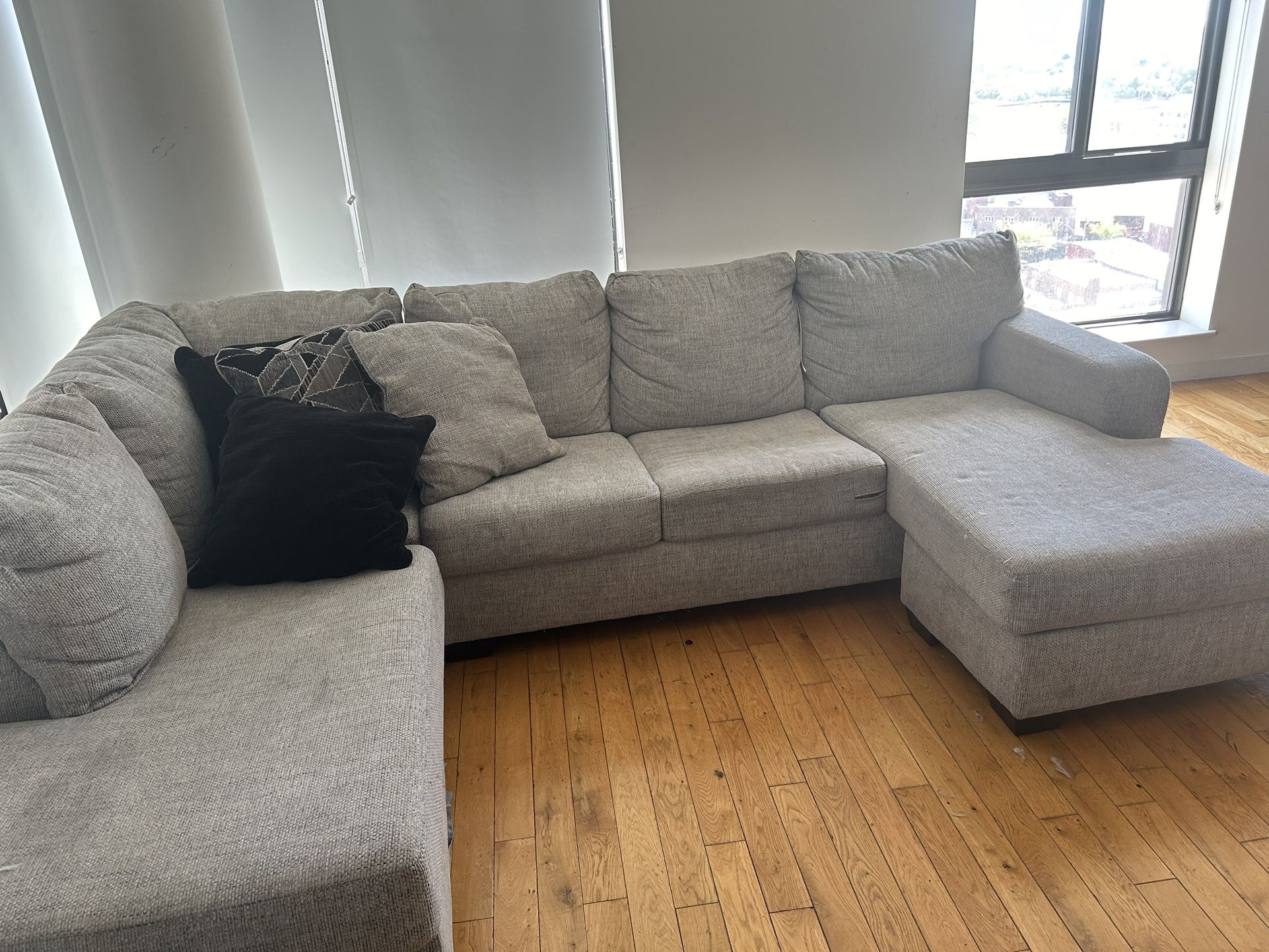 Sectional Couch for Sale 